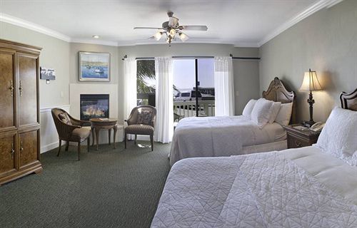 On The Beach Bed And Breakfast Cayucos Bagian luar foto